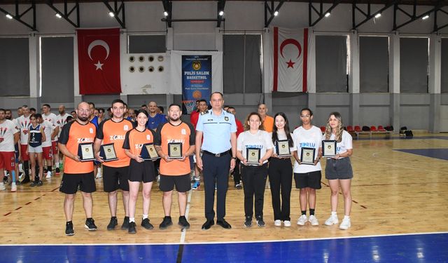 6. Polis Basketbol Turnuvasının şampiyonu Lefkoşa Polis Müdürlüğü takımı oldu