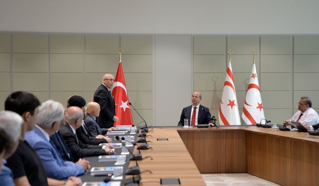 Cumhurbaşkanı Tatar, Türk Dünyası Mühendisler ve Mimarlar Birliği heyetini kabul etti