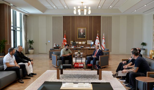 Cumhurbaşkanı Tatar, Gençlik Gücü Spor Kulübü yönetimini kabul etti