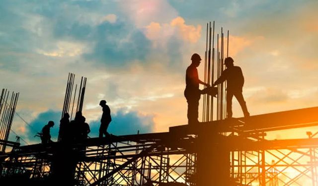 DEV-İŞ, asgari ücretin yüzde 40’ına kadar kesinti yapılmasına izin veren yasa değişikliğini yargıya taşıyacak