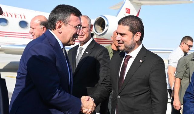 Savaşan: "Yılmaz iki devletli yeni siyasetin, Türkiye tarafından devlet politikası olarak benimsendiğinin altını çizdi"