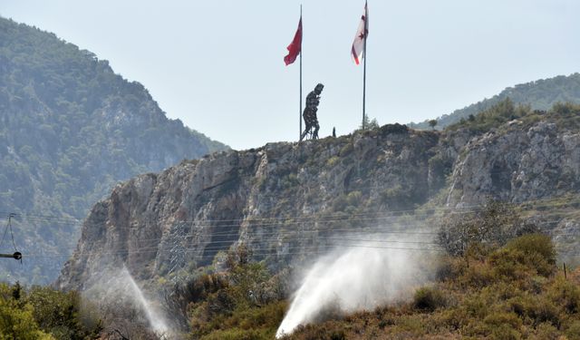 Ciklos’taki yangında 8 dönüm makilik alan yandı, soğutma çalışmaları sürüyor