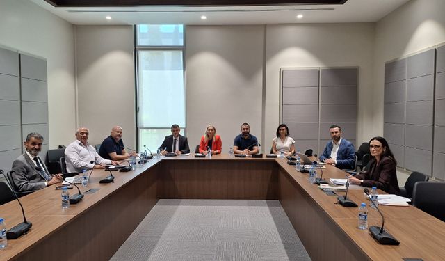 Cumhuriyet Meclisi, Hukuk, Siyasi İşler, Dışilişkiler ve Savunma Komitesi toplandı