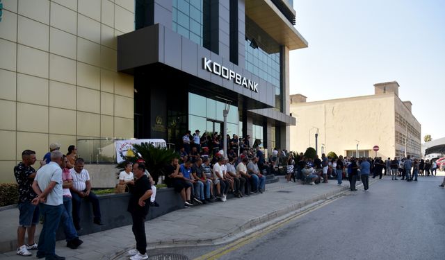 KOOP-SEN’in grevi sekizinci gününde devam ediyor