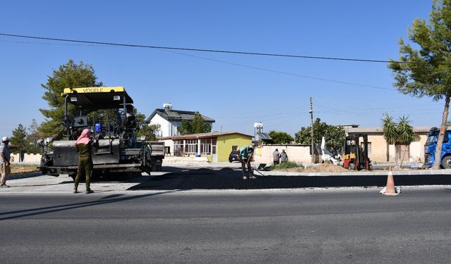 Mesarya Belediyesi Vadili girişinde başlattığı kavşak düzenleme çalışmalarını sürdürüyor