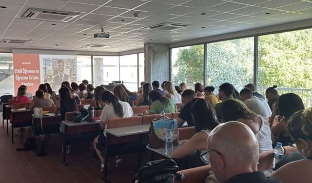 Öğretmenlere yönelik hizmet içi eğitim programı başladı