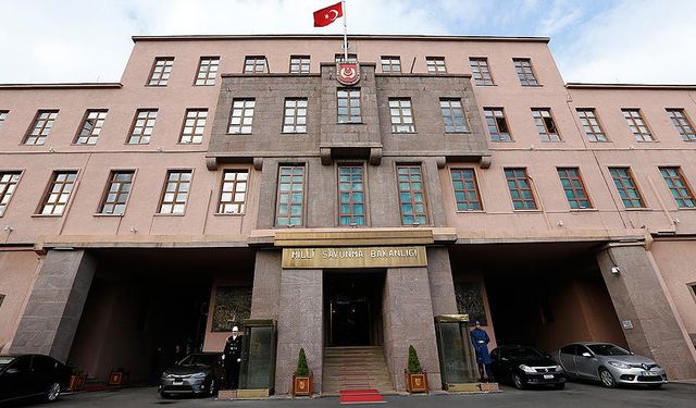 Türkiye Milli Savunma Bakanlığı: “Rum kesiminin Ada'da dengeyi bozma girişimlerini izliyoruz”