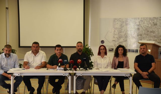 Kıbrıslı Türk ve Rum öğretmen sendikalarından hükümetlere çağrı