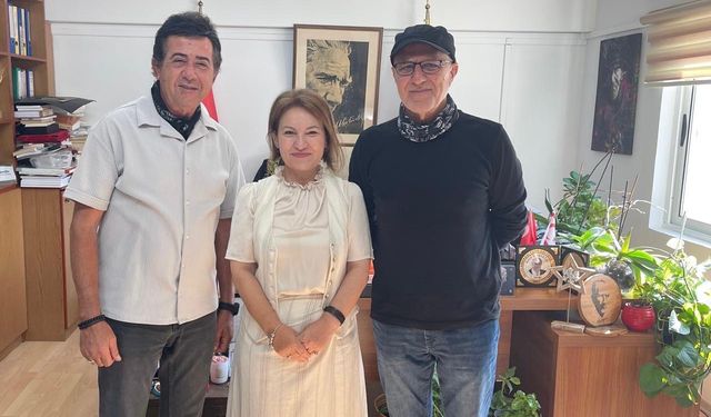 Kültür Dairesi Müdürü Zaimağaoğlu, Retro Çalgıcıları’ndan Ermetal ve Akbay’ı kabul etti