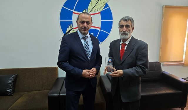 Hamburg Türk Basın Birliği, Dış Basın Birliği’ni ziyaret etti