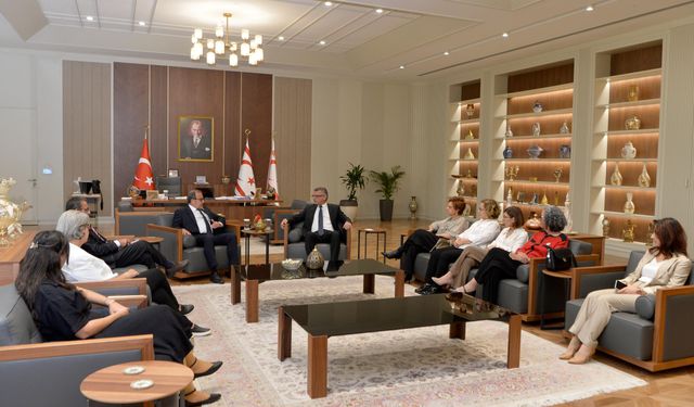 Erhürman, Kemal Saraçoğlu Lösemili Çocuklar ve Kanserle Savaş Vakfı heyetini kabul etti