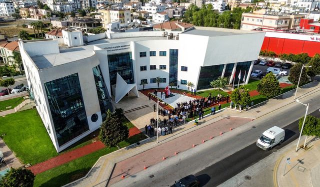 Gönyeli-Alayköy Belediyesi'nde törenle Atatürk anıldı