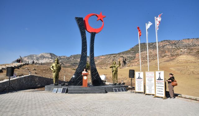 Sarı Çizmeli Mehmet Ağa Anıtı açıldı