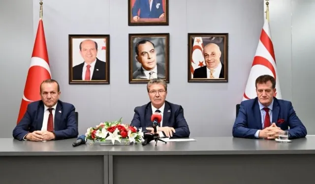 Başbakan Üstel ve hükümet ortakları bugün Ankara’ya gidiyor