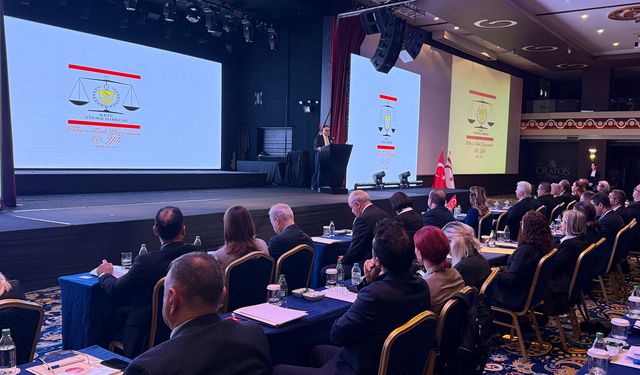 Yüksek Mahkeme’nin “Anayasal İfade Özgürlüğü ile Sosyal Medyanın Kesişimi” konulu konferansı başladı