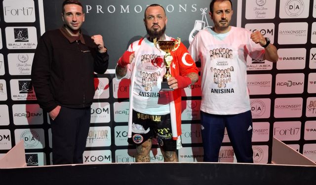 “Demir Yumruk” Galibiyetini Şampiyon Melekler’e Adadı