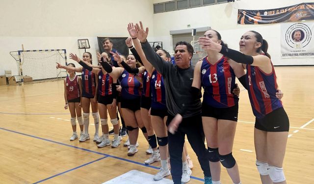 Bakırcı, Erenköy Karpaz Belediyesi Voleybol Spor Birliği sporcularını tebrik etti