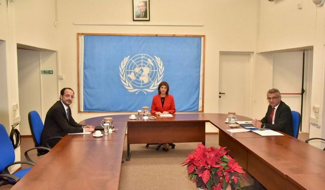 Erhürman-Hristodulidis görüşmesi Rum basınında