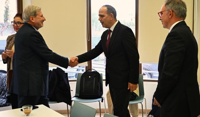 Harmancı AB'nin Özel Kıbrıs Temsilcisi Hahn ve Lefkoşa Rum Belediye Başkanı Prountzos ile görüştü