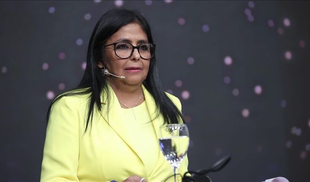 Venezuela’da Delcy Rodriguez göreve başladı: “Maduro ve eşi iki kahraman”