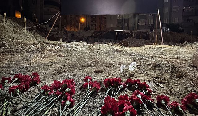 6 Şubat depreminde hayatını kaybedenler anıldı