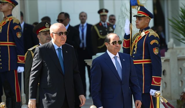 Türkiye Cumhurbaşkanı Erdoğan Mısır'da