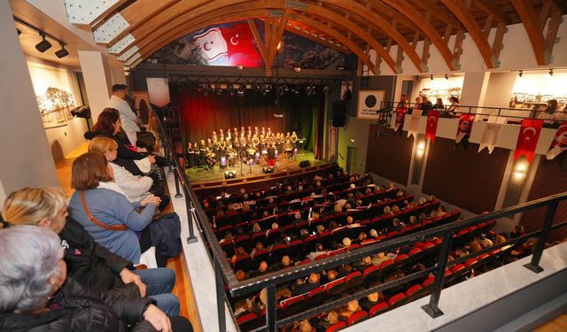 Ayvalık’ta “Rauf Denktaş Kültür Merkezi” açıldı