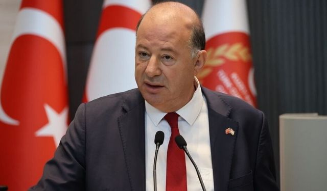 Bakan Dinçyürek’ten sağlıkta tam mesai açıklaması: “Biz, ‘hastalarımıza daha iyi hizmet’ diyoruz, onlar ‘grev’ diyor”