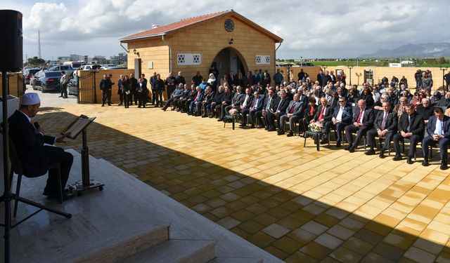 Beha Hüseyin Köprülü Camii düzenlenen törenle ibadete açıldı