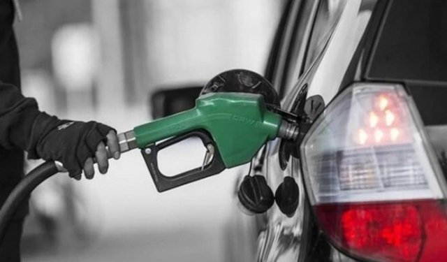 Akaryakıt fiyatlarına 4 TL zam…