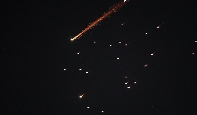 Trump'ın "Hürmüz Boğazı'nı açmazsa İran'ın enerji tesislerini vururuz" tehdidine Tahran'dan yanıt