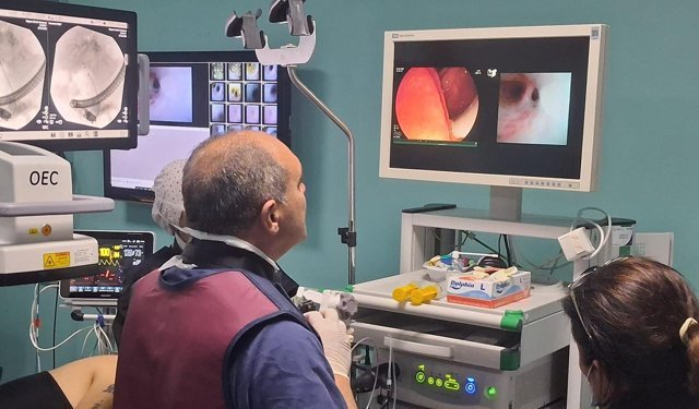 Kolanjioskopi cihazı Gazimağusa Devlet Hastanesi’nde kullanılmaya başlandı