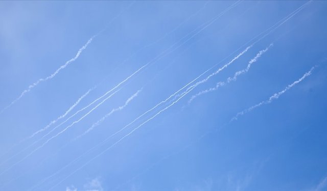 Umman’daki Salala Limanı’na İHA'larla saldırı düzenlendi