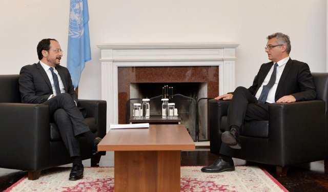 Cumhurbaşkanı Tufan Erhürman ile Rum Lider Nikos Hristodulidis görüşmesi başladı
