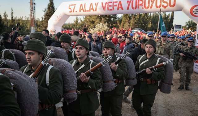 Çanakkale'de destanlaşan 57. Alay'ın kahramanları, muharebelerin 111. yılında Conkbayırı'nda anıldı