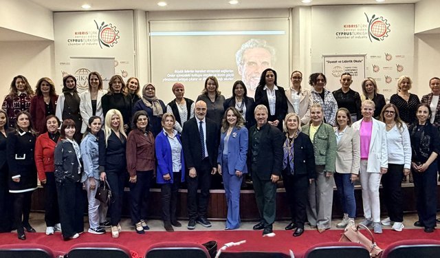 GİKAD, “Siyaset ve Liderlik Okulu” eğitim programının üçüncüsünü başlattı