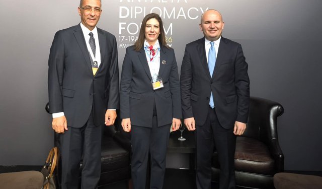 İncirli, AP Hukuk İşleri Komisyonu Başkanı İlhan Küçük ile bir araya geldi