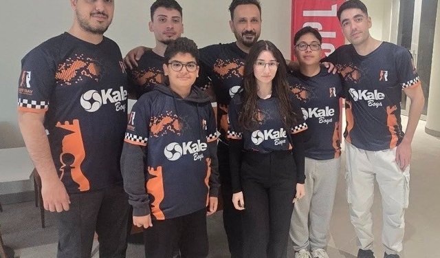 Şampiyon Sertbay Satranç Akademi