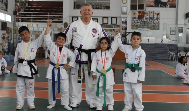 Çocuk Bayramında çocuklar yarıştı