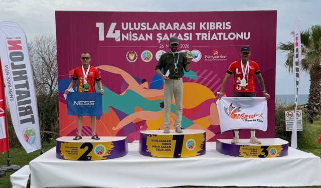 14. Nisan Şakası Mahdi ve Mine’nin