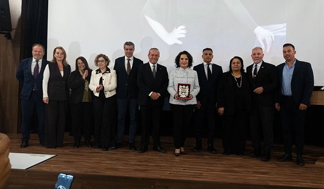 Türk sineması oyuncularından Hülya Koçyiğit, bugün Girne’de söyleşiye katılacak