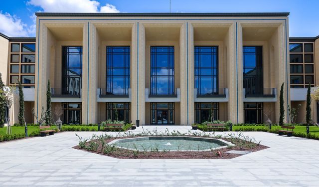Meclis, yasama ve denetim göreviyle toplandı