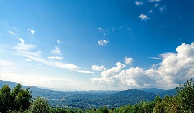 Hava sıcaklığı 36-39 derece dolaylarında seyredecek...