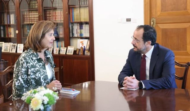 Hristodulidis bugün Holguin ile görüşüyor