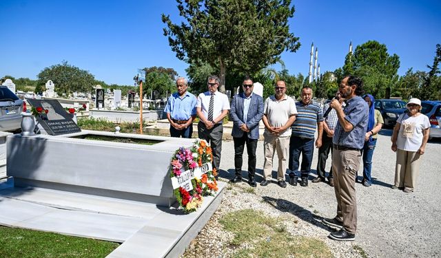 Omaç Başat kabri başında anıldı
