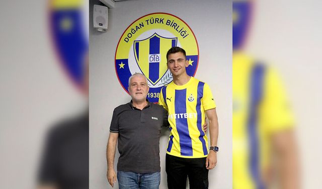 Sena yeni formasını giydi
