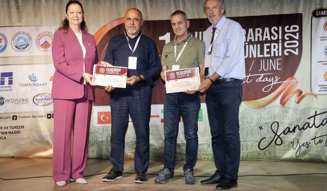 KKTC'li fotoğraf sanatçısı Hasan Bağlar Trabzon'da 16. Uluslararası Sanat Günleri'nde sunum yaptı