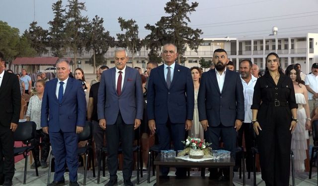 Güçlendirme çalışmaları tamamlanan Cumhuriyet Lisesi yeniden eğitime kazandırıldı
