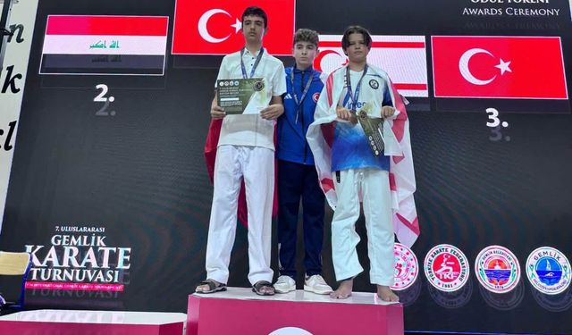 Karateciler Gemlik’te yarıştı
