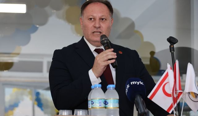 Öztürkler, Alemdağ Spor Salonu’nun açılış törenine katıldı